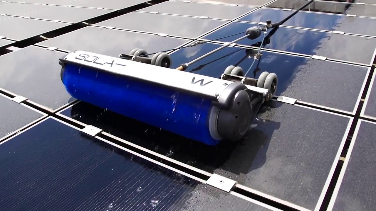 Photovoltaik Reinigung mit SOLA-TECS W800
