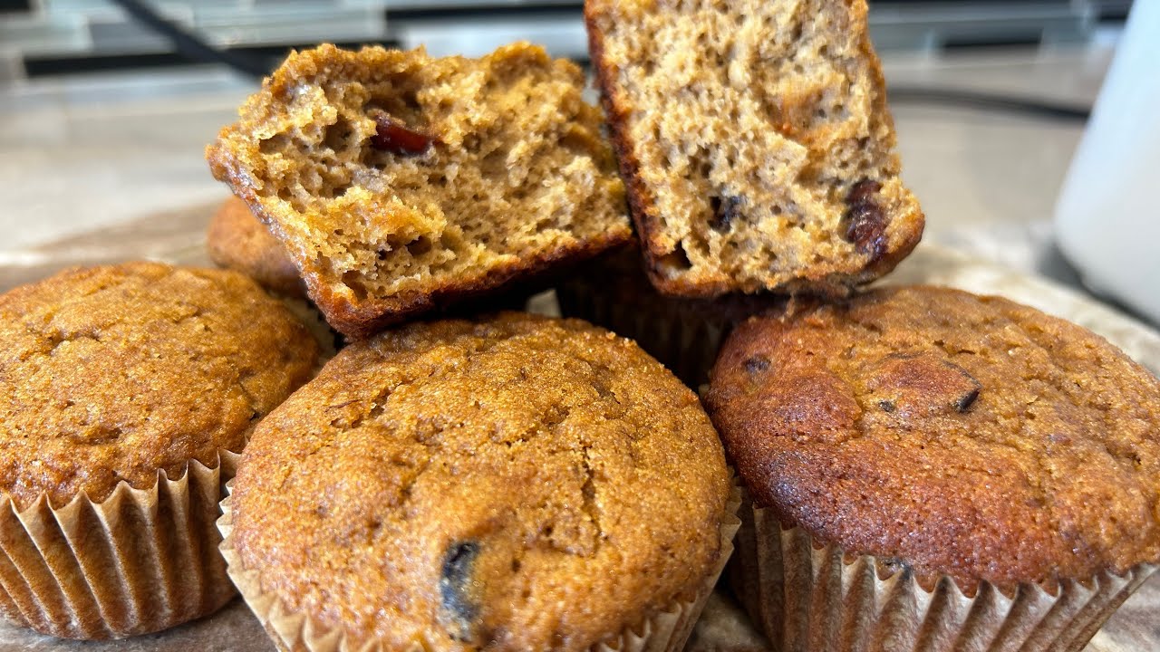 muffins sans gluten a la farine de sarrasin et coco/gluten-free muffins with buckwheat and coconut