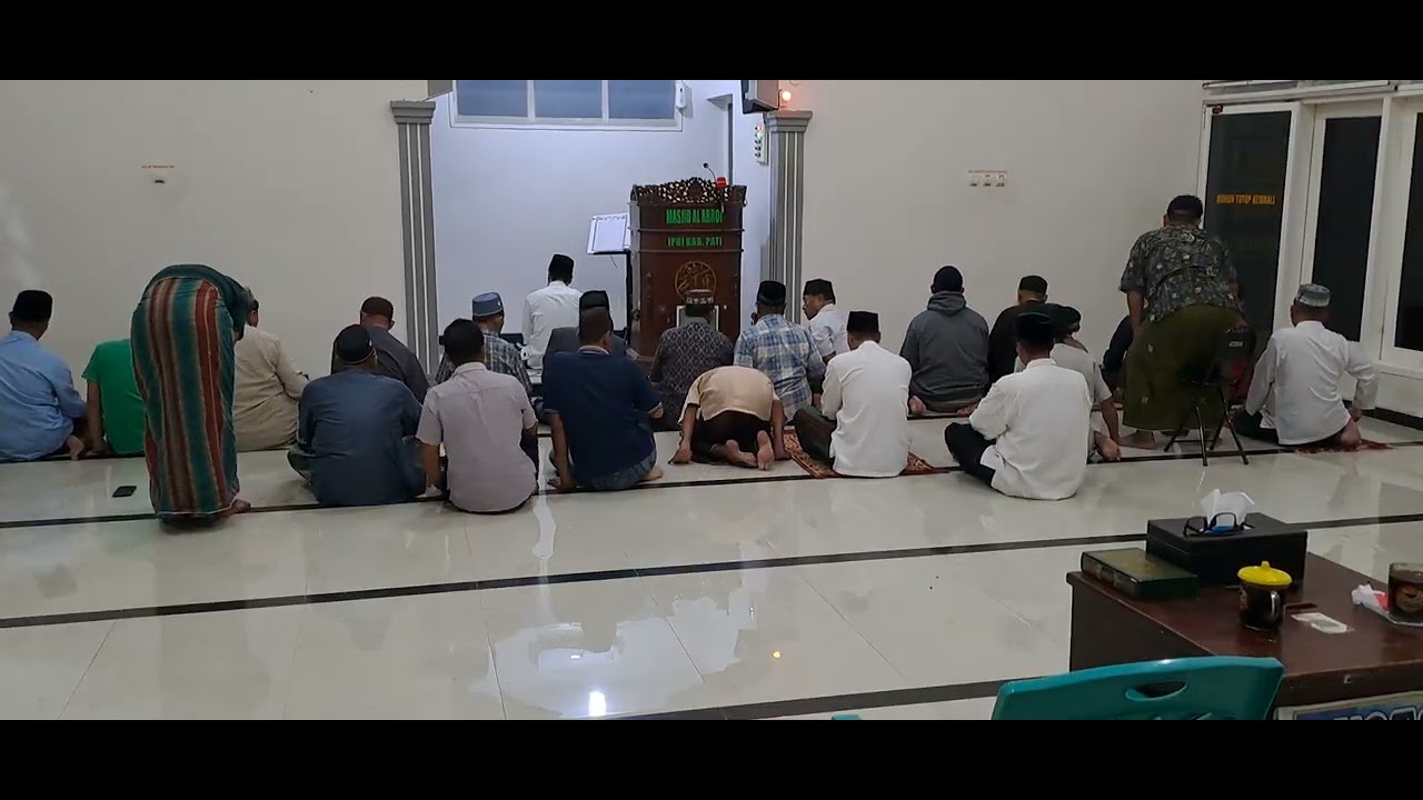 @Pejuang shubuh di Masjid Haji Alabror Pati Jl raya Pati Kudus Km 4 masjid 24 jam buka untuk jamaah 