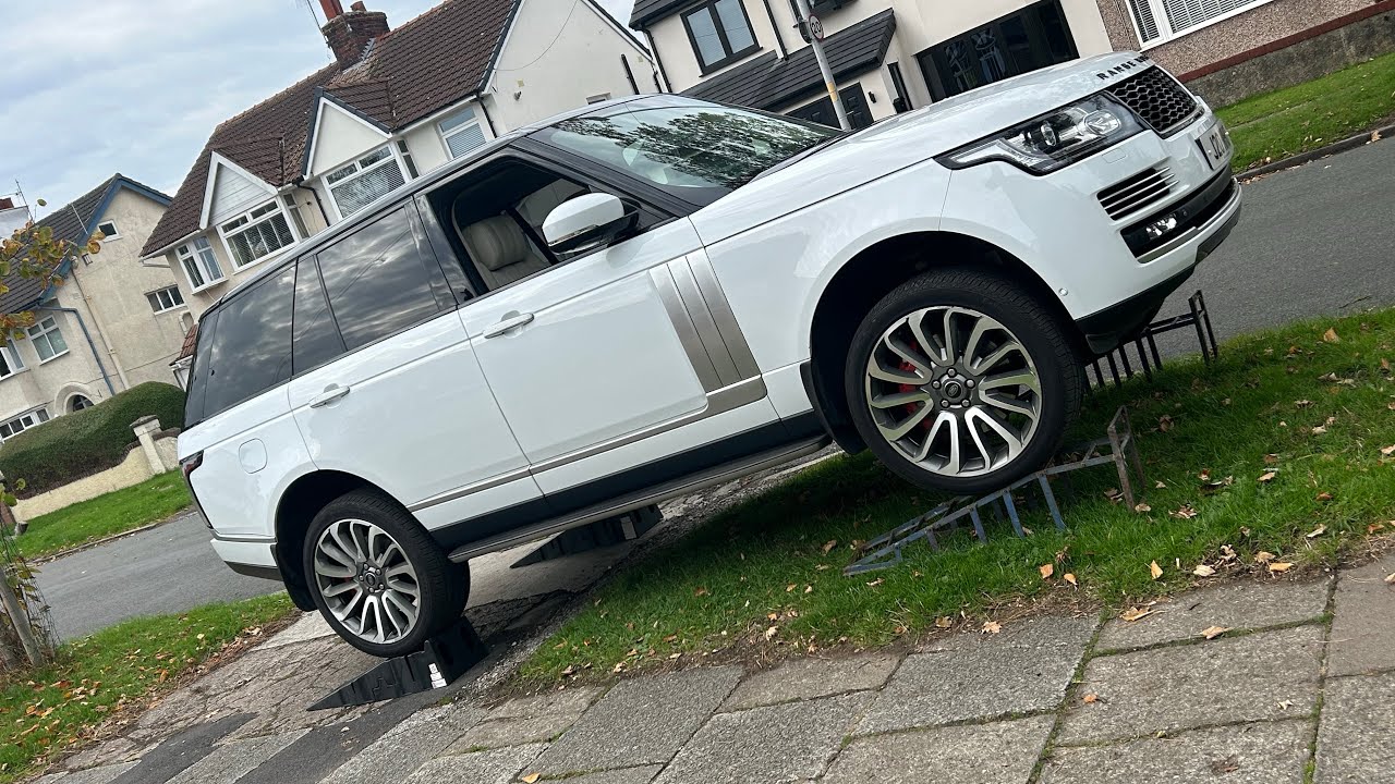 Профилактическое обслуживание моего Range Rover L405 4.4SDV8 *замена масла в дифференциале*