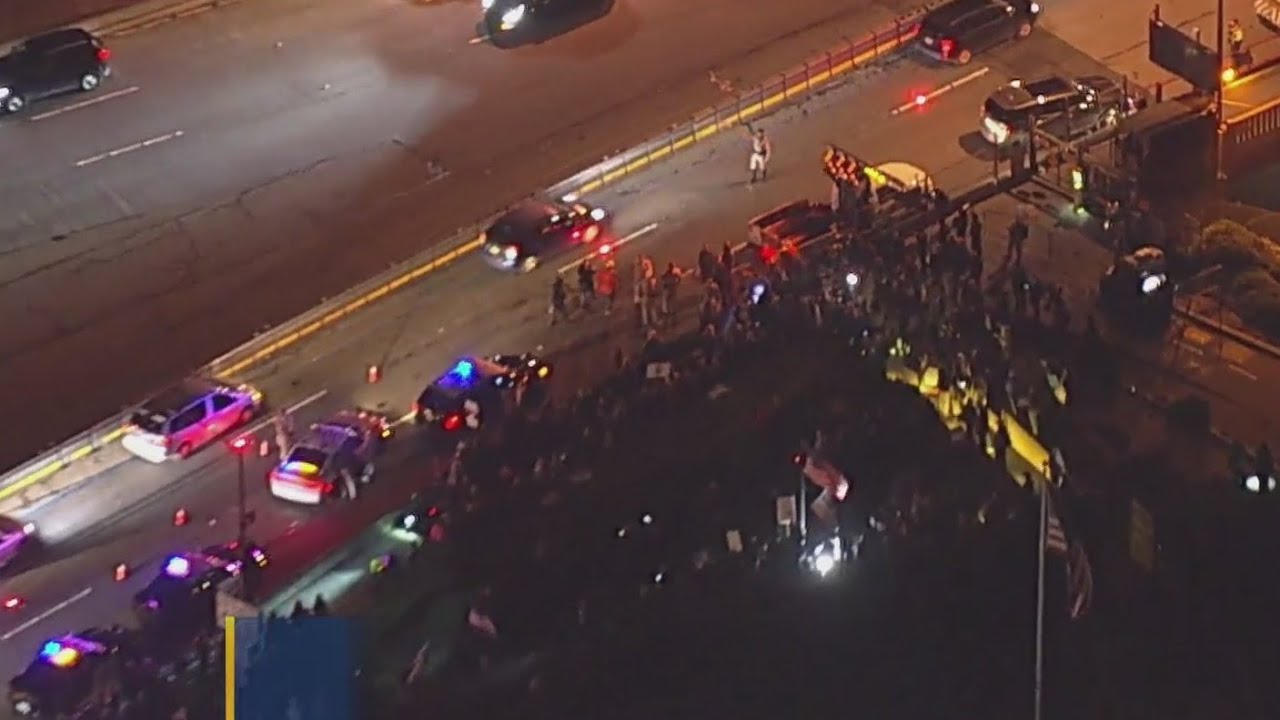 Anti-Vaccine Mandate Protesters Disrupt Traffic At Golden Gate Bridge In San Francisco