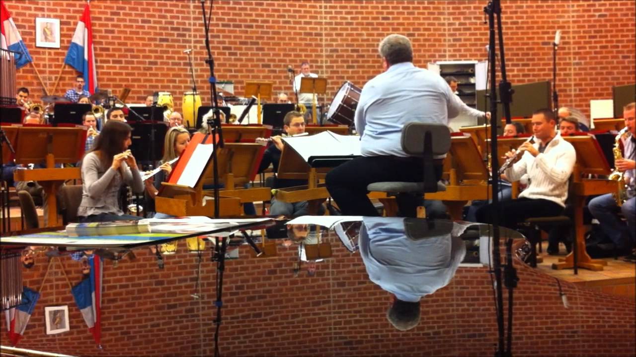 Musique Militaire Grand-Ducale Luxembourg speelt 