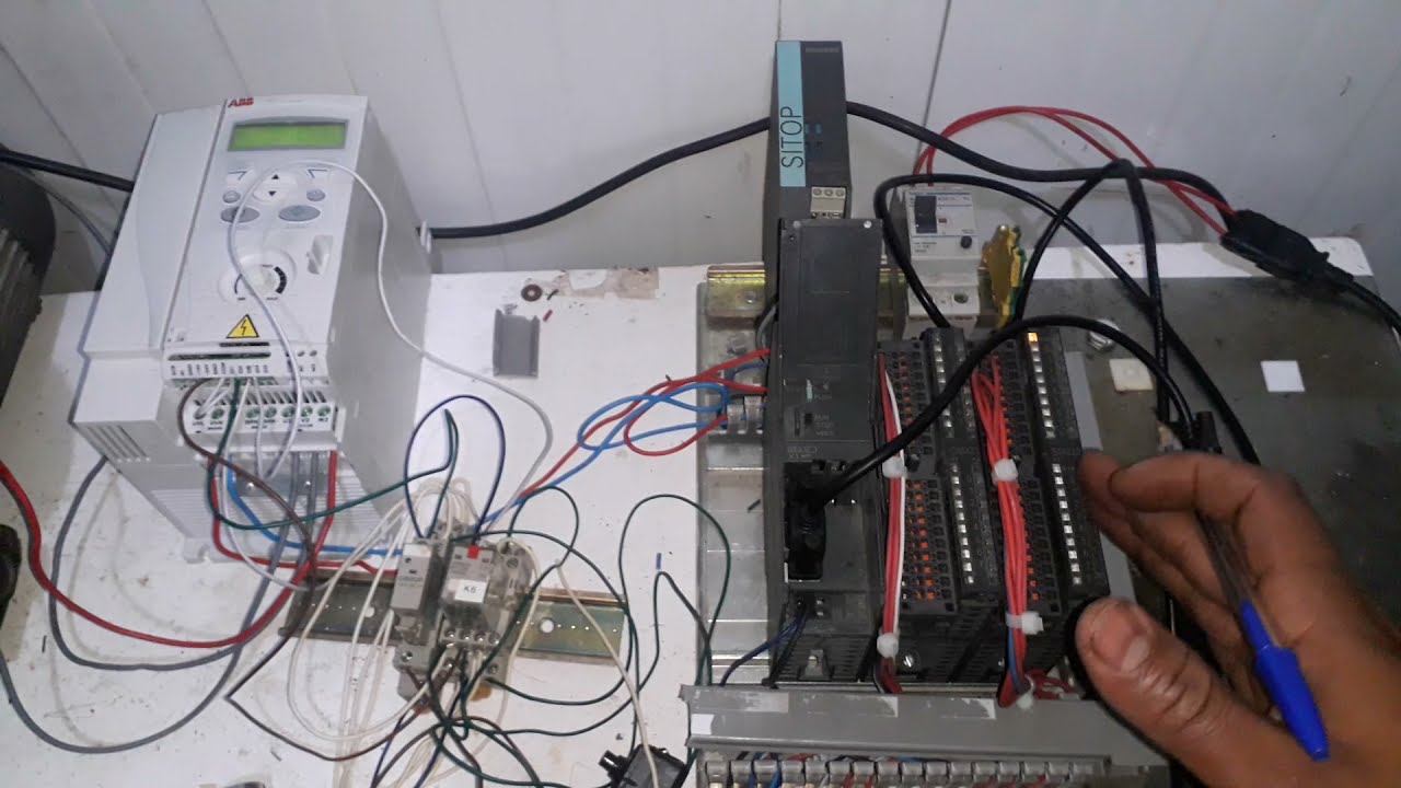 variateur ABB  : cahier de charge  rideaux  rapide   شرح  تطبيقي  100%