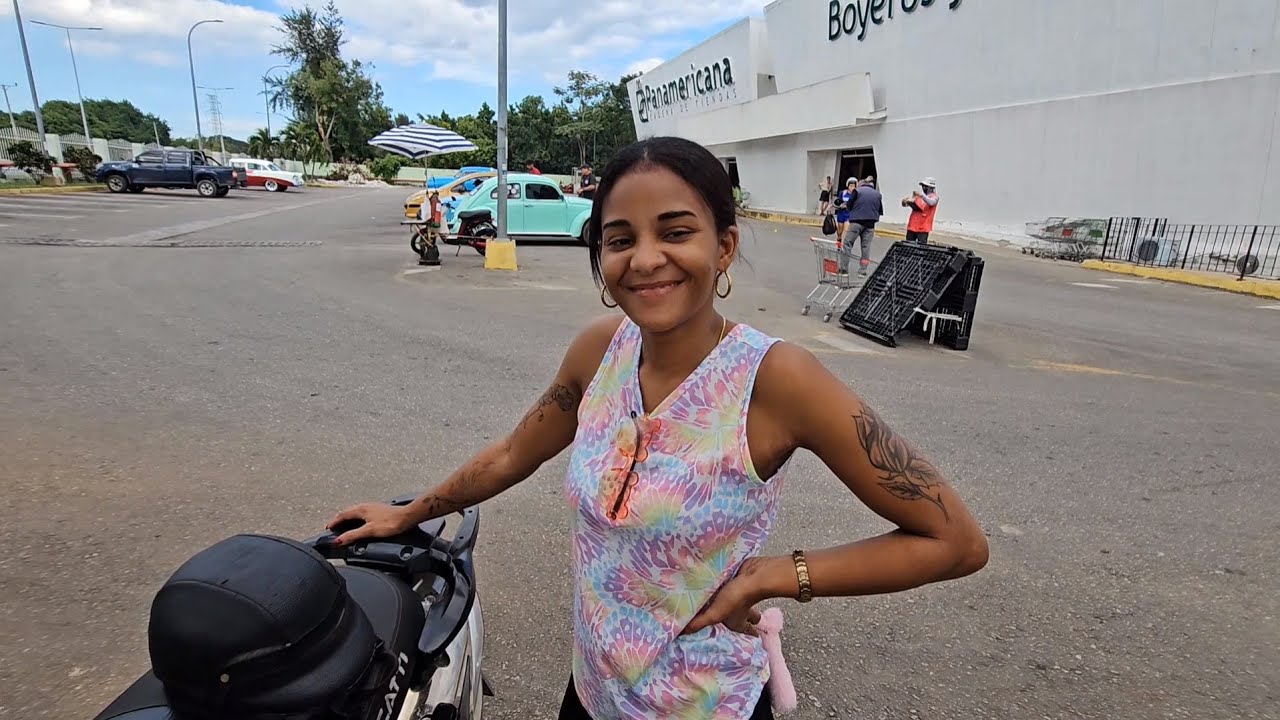 Su PRIMERA VEZ COMPRANDO en una TIENDA(mlc)en CUBA.