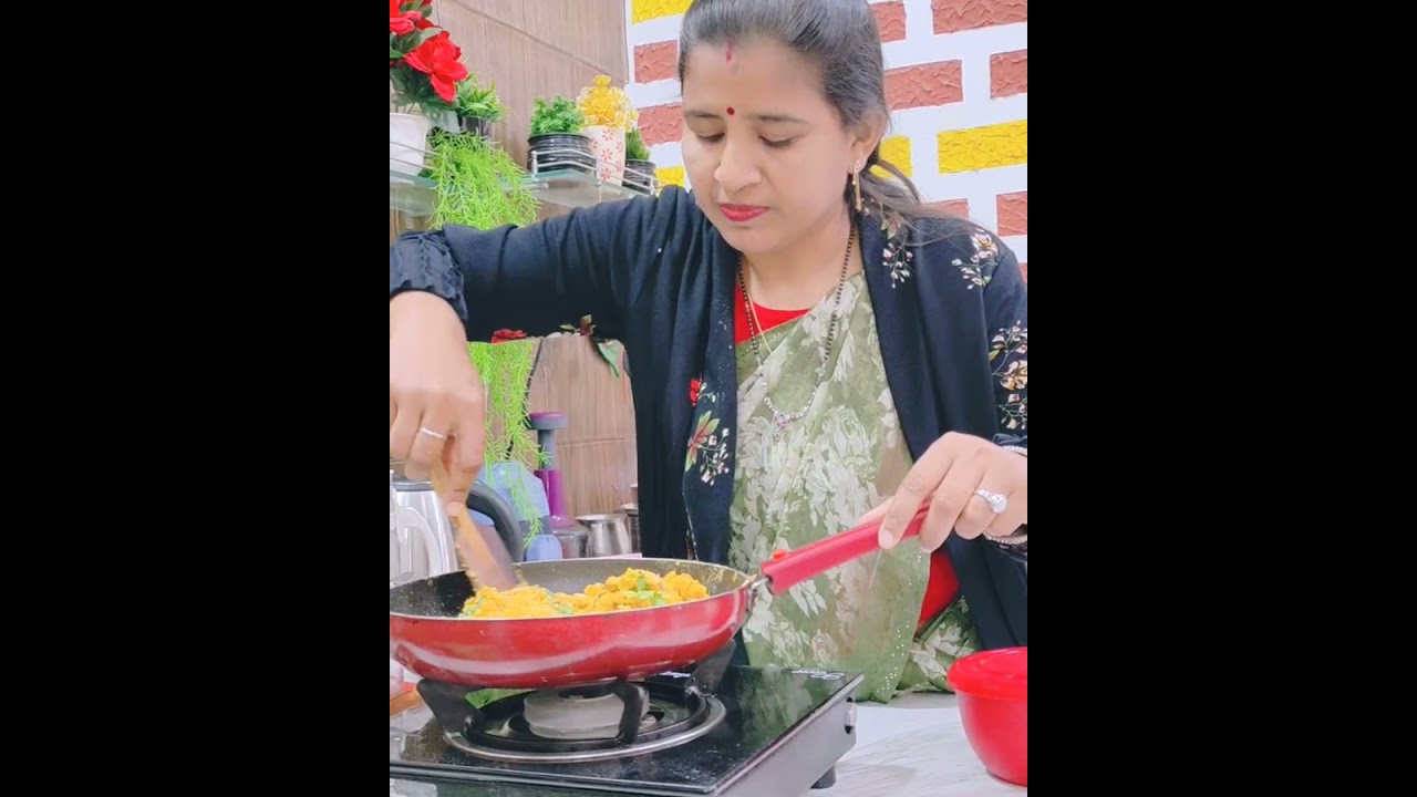 इसे खाने के चक्कर में छुट्टी के दिन घूमना फिरना कैंसिल हुआ ...