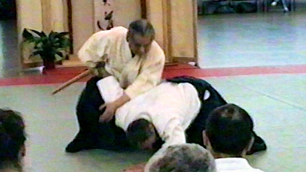 Tachi-dori & Kodachi-dori contre Nuki-tsuke - Sadateru Arikawa Shihan, Paris, France, 1994