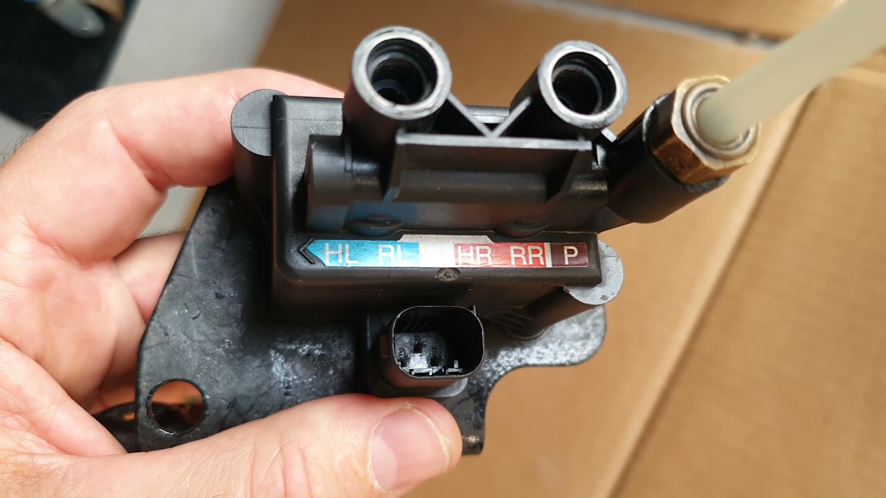 W212 air suspension failure
