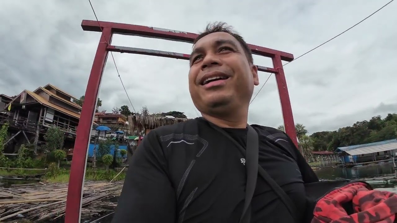 สะพานมอญสายเฉื่อยสุรินทร์