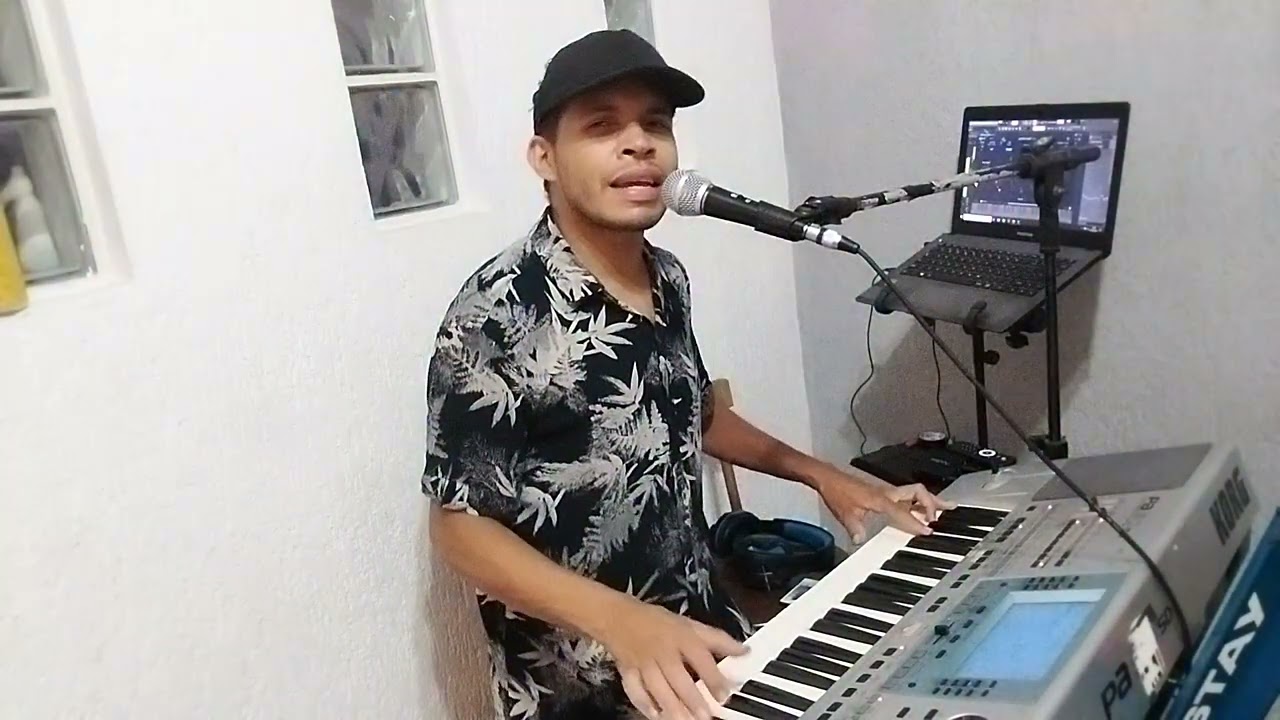 A NOITE.  PALAVRAS  NAO BASTAM , JEDIELSON  DOS TECLADOS 