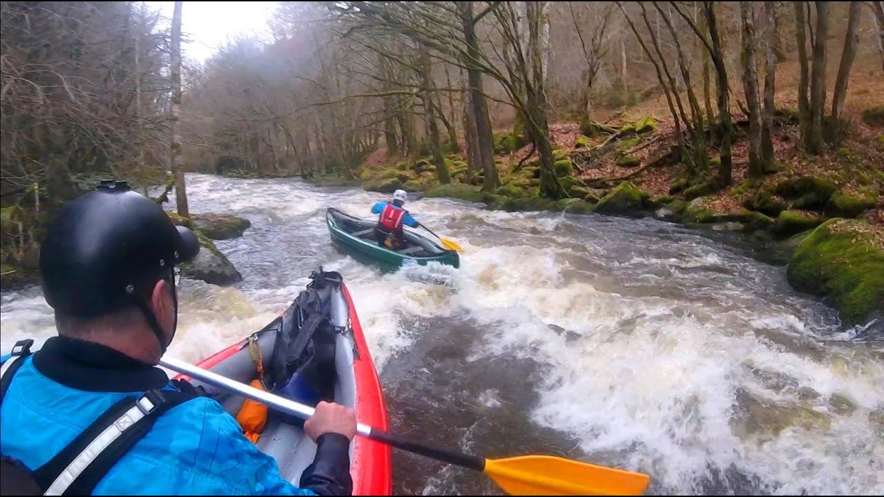 Scout Gumotex sur la Haute-Cure - Nataloup au lac 28 km en canoë gonflable