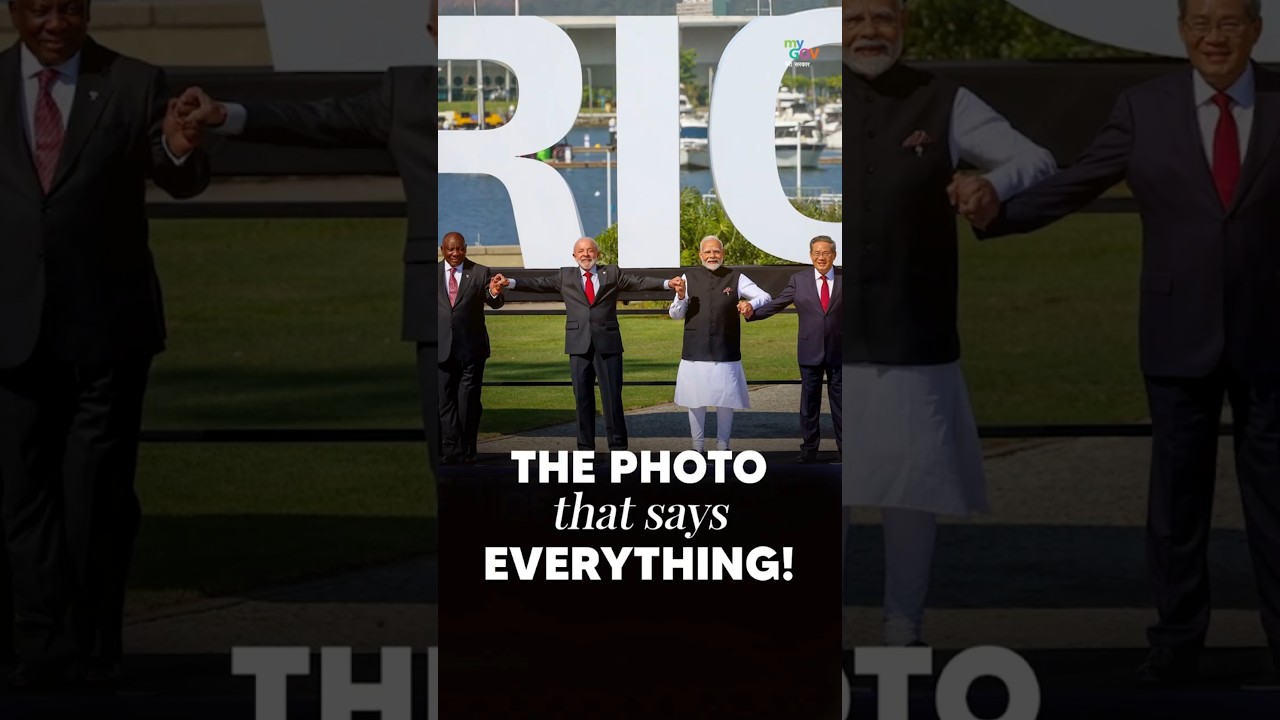 PM Modi&rsquo;s Iconic BRICS 2025 Moment | The Photo That Said It All