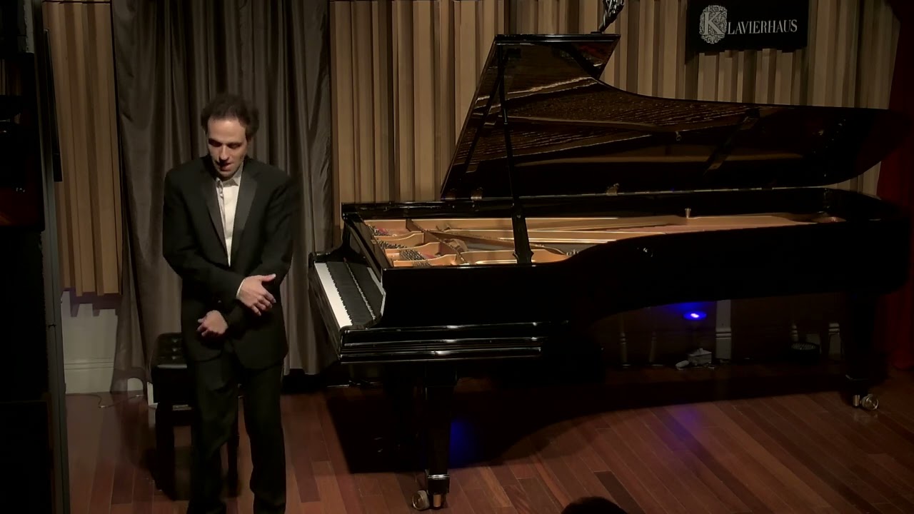 Michael Kaykov, piano