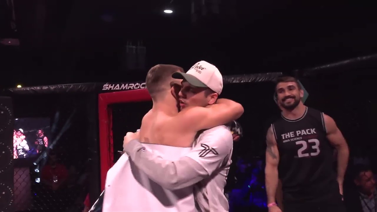 Dustin Lampros vs Calvin Harbaugh