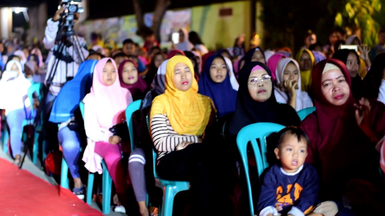Pentas seni smpn 1 tapen