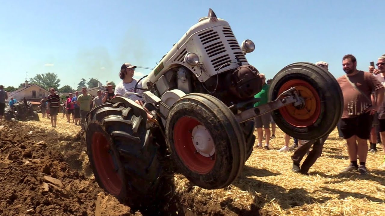Campodoro 2023 - Gara aratura Landini L55 | Hot bulb tractors plowing race: flames, wheelie, power