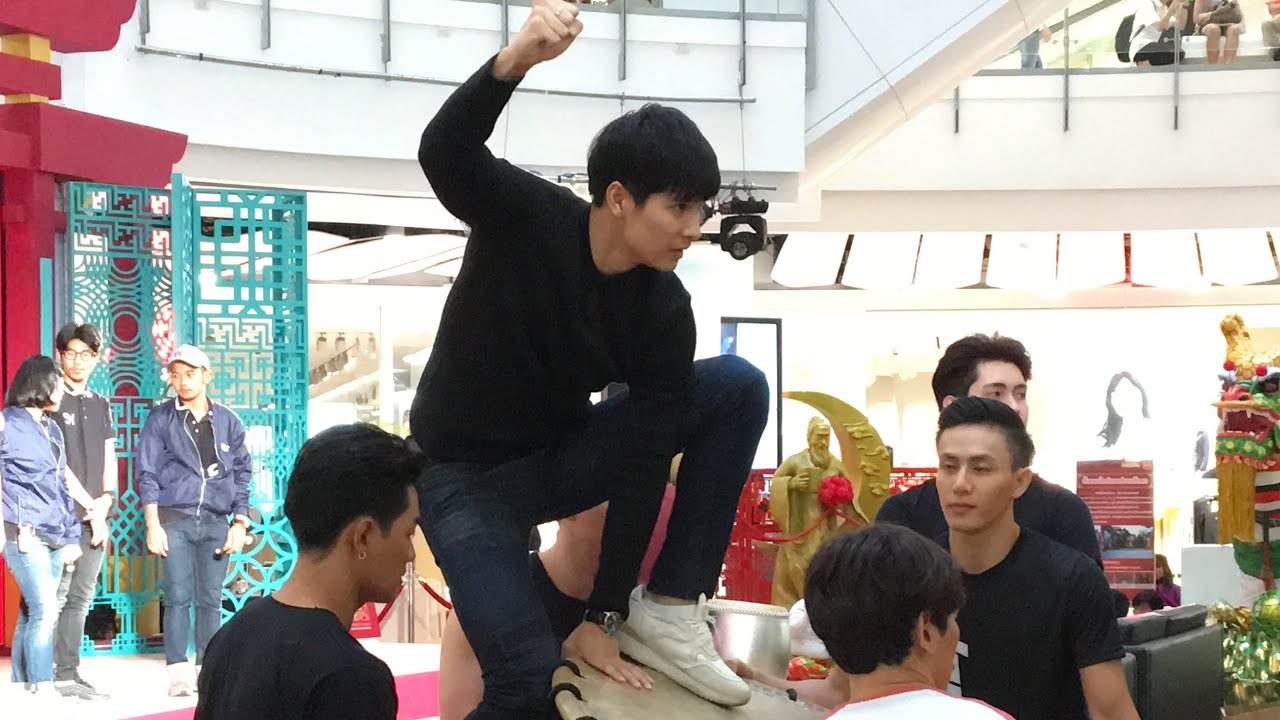 ไมค์ ภัทรเดช ซ้อมตีกลองที่งาน The Great Chinese New Year2019
