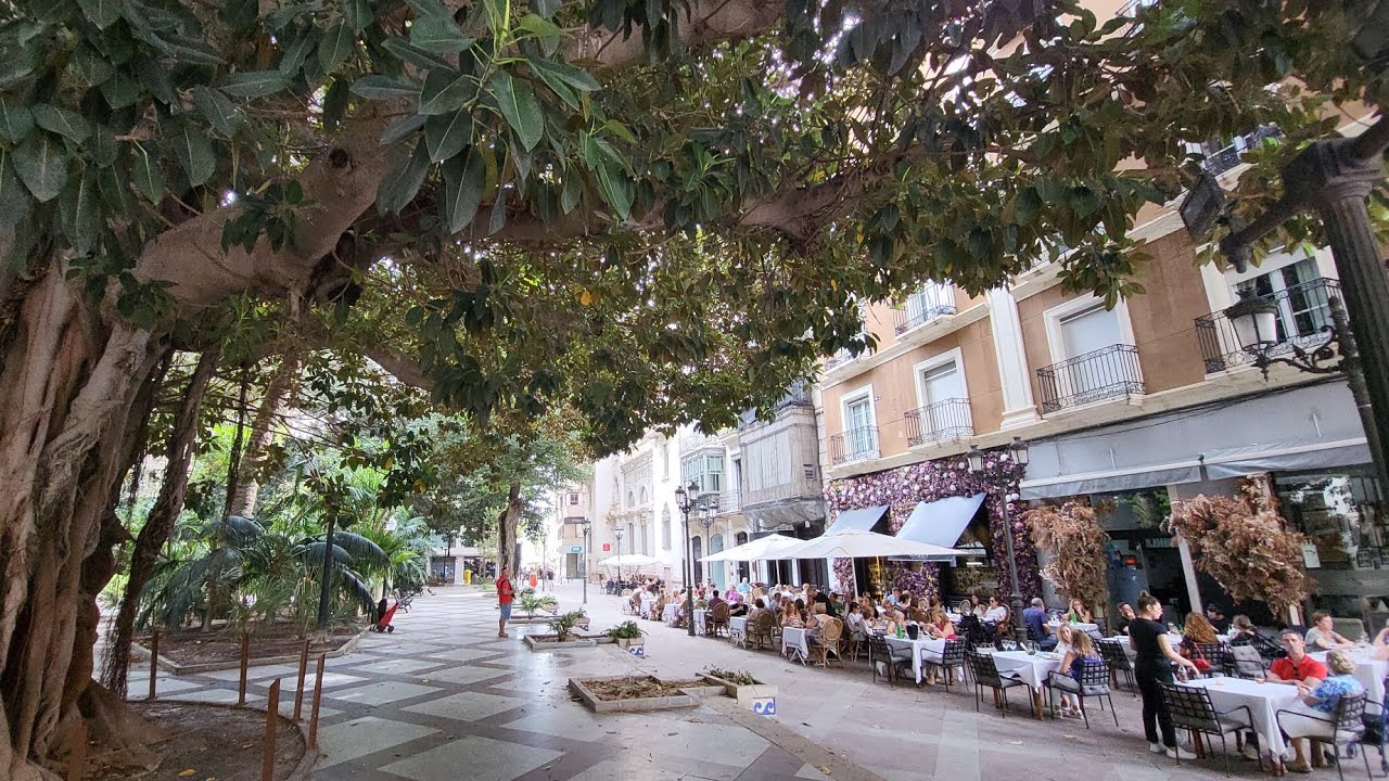 Walking at the siesta time along the center of Alicante, Spain