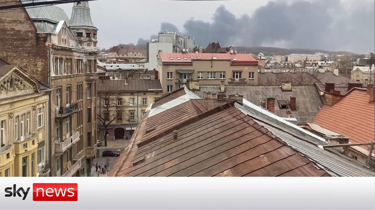 Ukraine War: Outskirts of Lviv hit by 'powerful' missile strikes