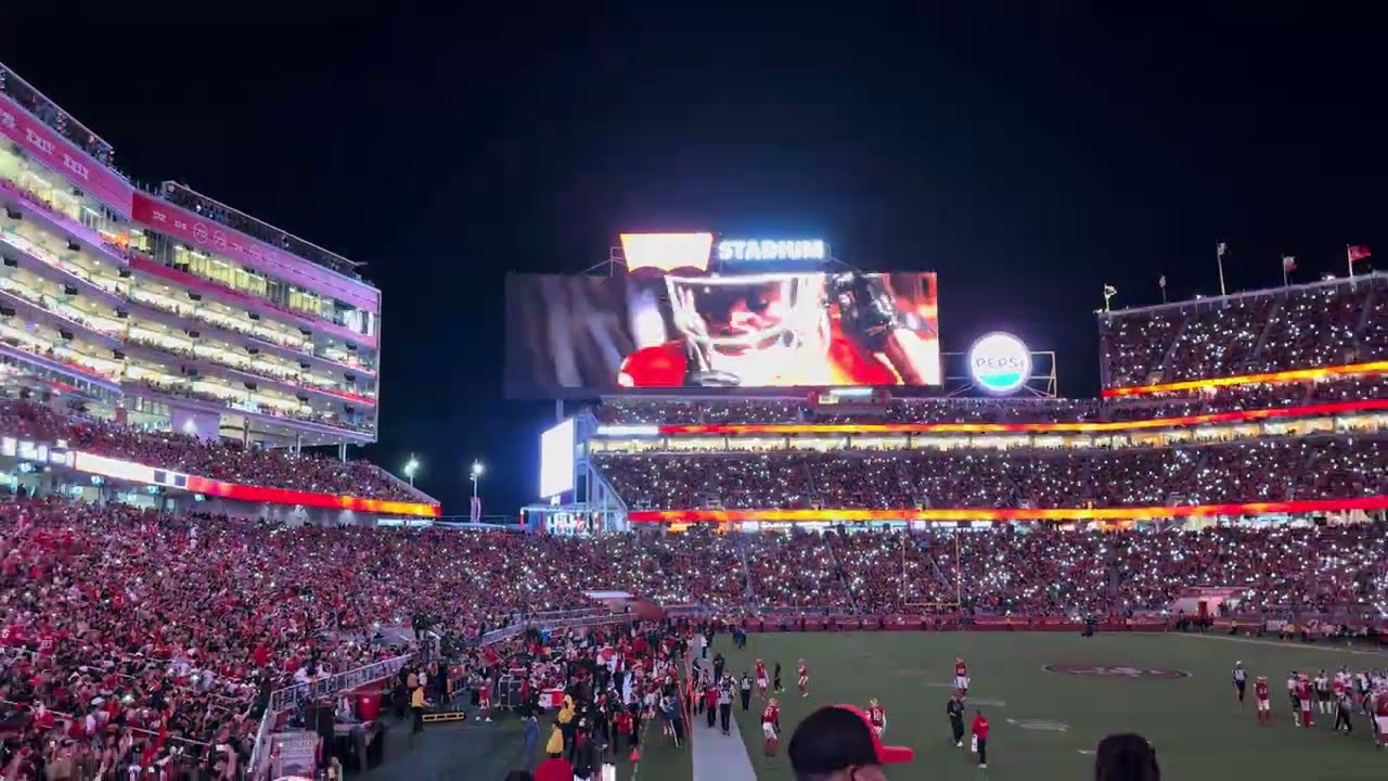 New light show at Levi's Stadium #sanfrancisco49ers #nfl #football #levisstadium #lightshow #lights