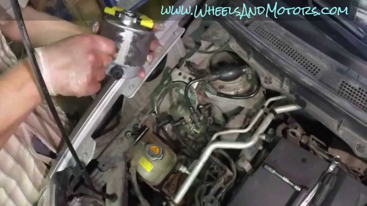 How to replace fuel filter for Nissan X-Trail T31 (diesel)
