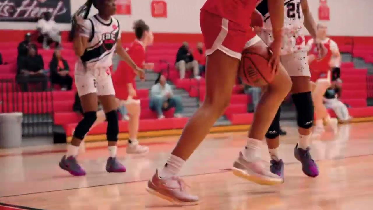 Maddie Broxterman 2027 She&rsquo;s Ballin&rsquo; highlights SA Finest 17U GUAA