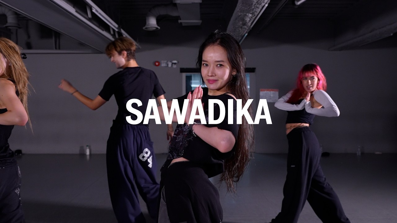 LISA - SaWaDiKa / Yeji Kim Choreography