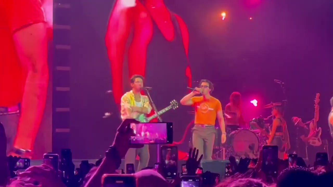 Jonas Brothers - Sucker (Live) México