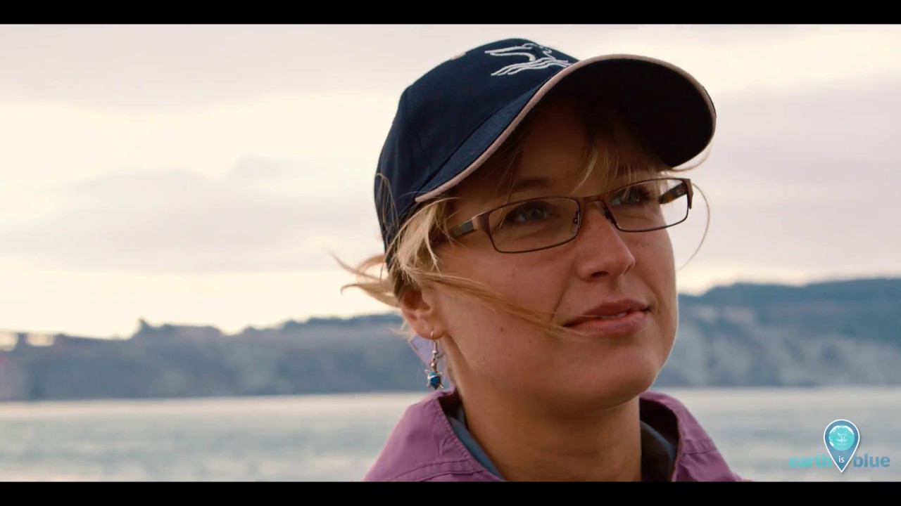 Stories from the Blue: Nancy Foster Scholar Emily Aiken