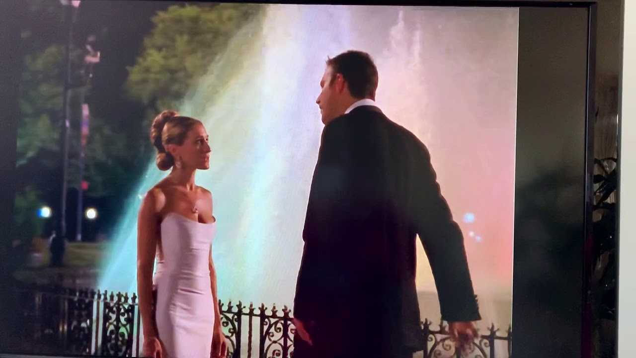 Sex and the City change of a dress Carrie and Aidan break up