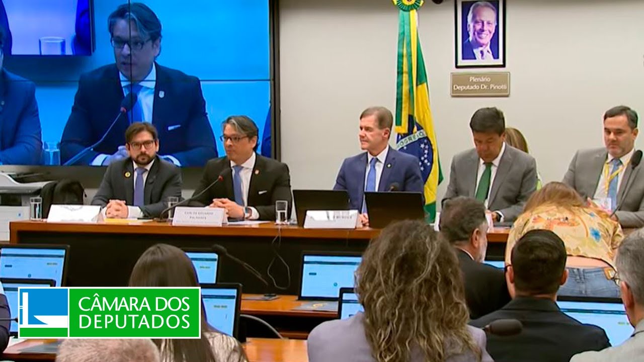 PEC da Seguran&ccedil;a P&uacute;blica: policiais e peritos debatem desafios para solu&ccedil;&atilde;o de crimes - 22/10/2025