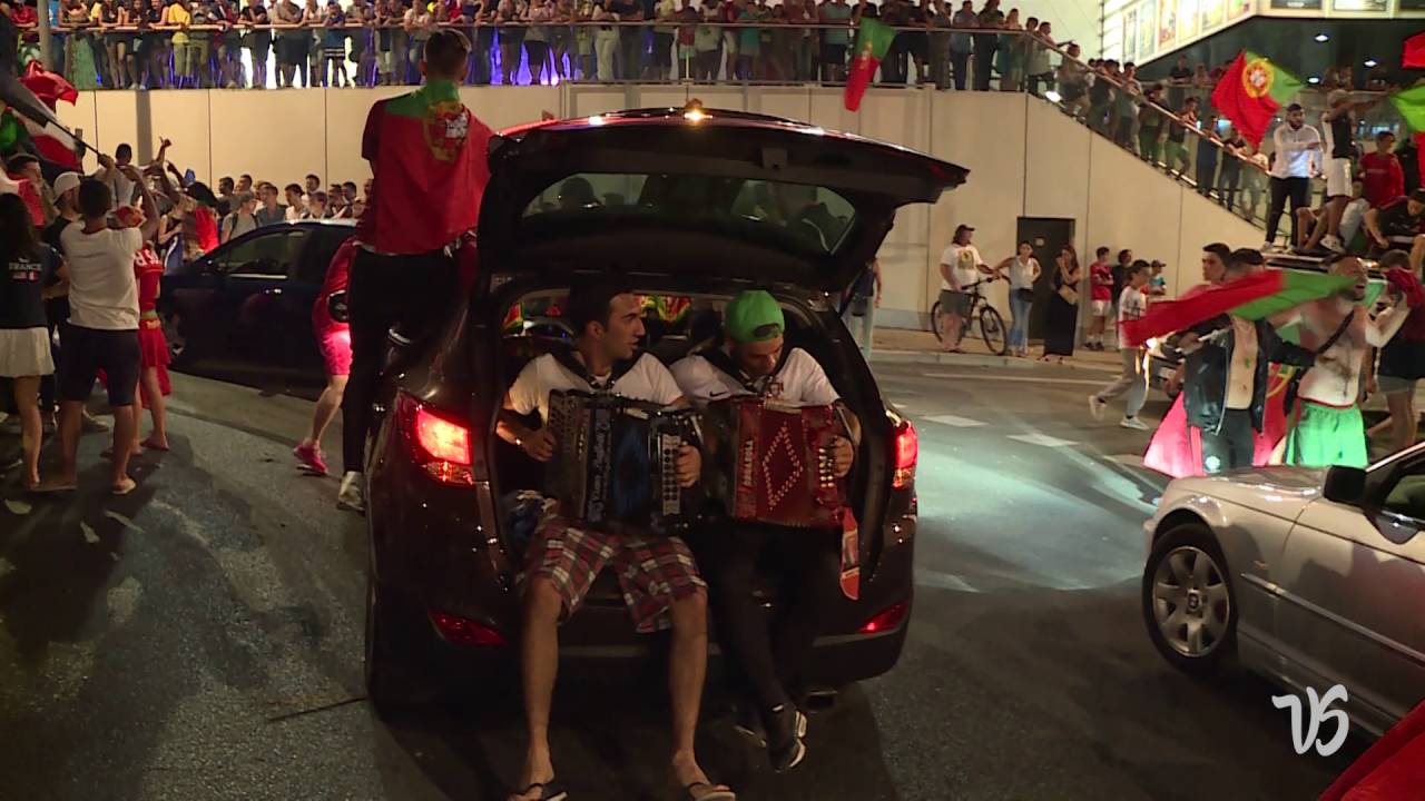 EURO2016 - Les roannais dans la rue pour la victoire du Portugal