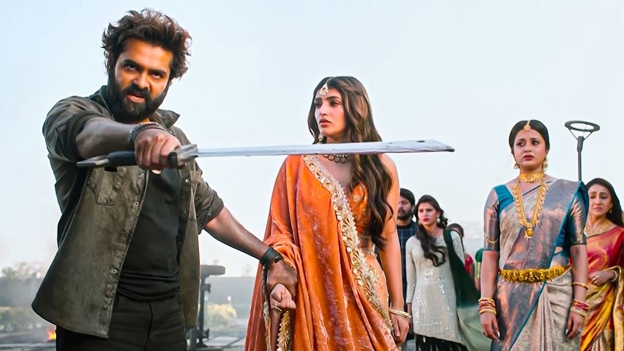 सामने कोई आया तो लाशें बिछा दूंगा | Ram Pothineni | Sreeleela | Skanda Action Scene