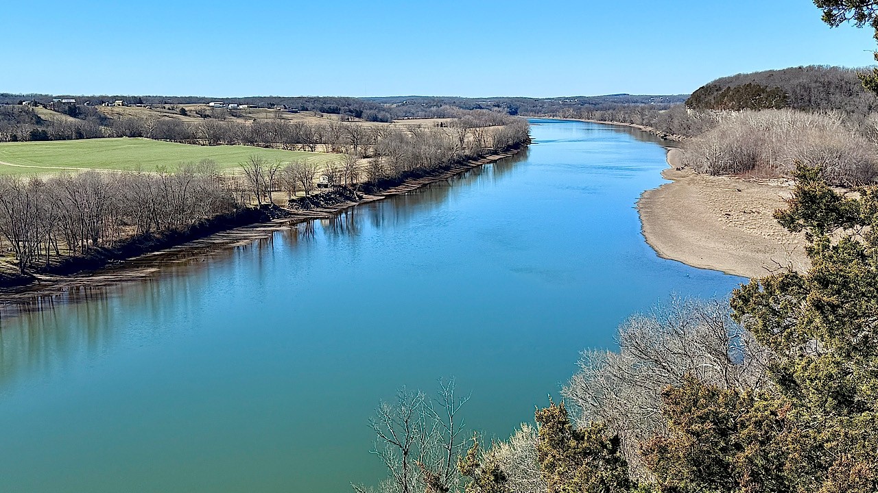 Stunning vistas high above serene river  🥾