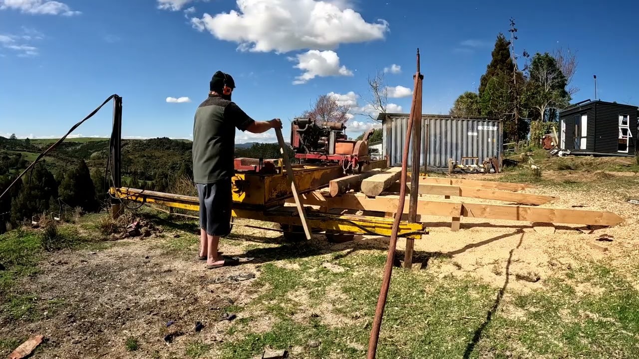 Running the old Mahoe sawmill