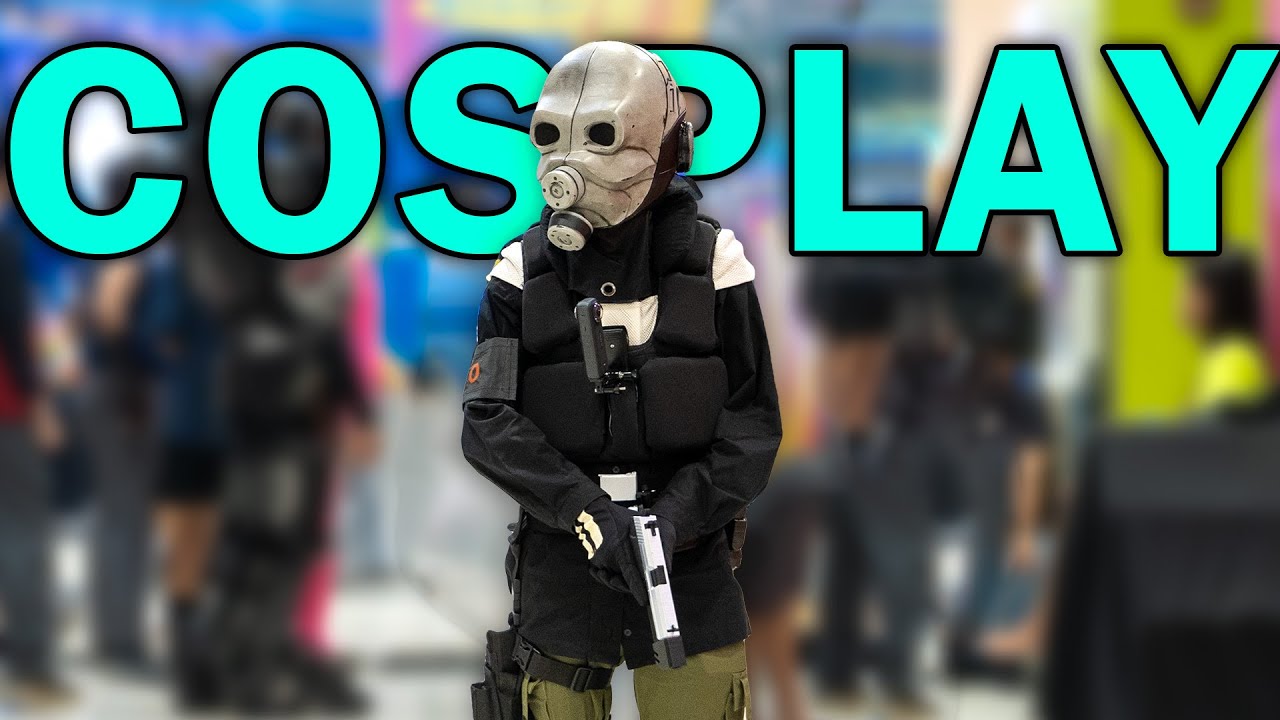 Showing My Cosplay for the First Time in Public