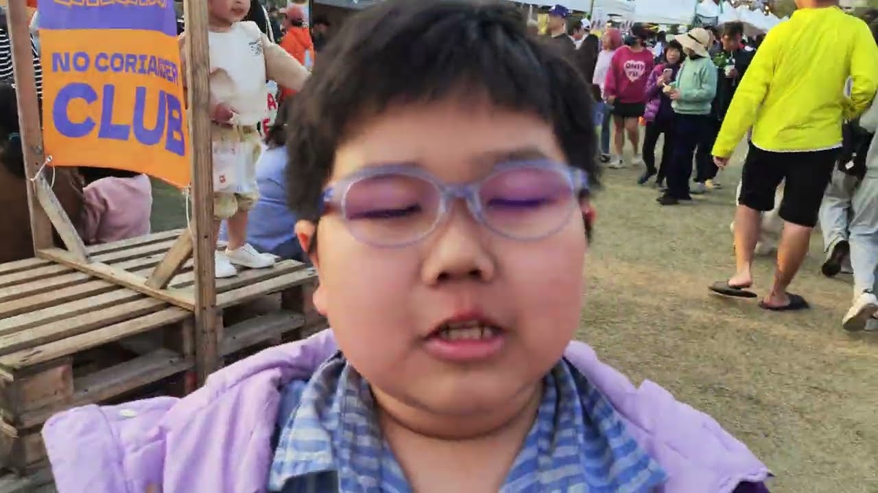 弟弟逛員林香菜市集