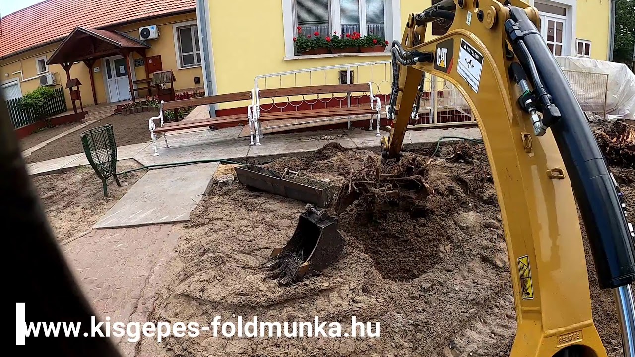 Csemő tuskó kiszedés 3 rész gépi földmunka az EAgro Kft től