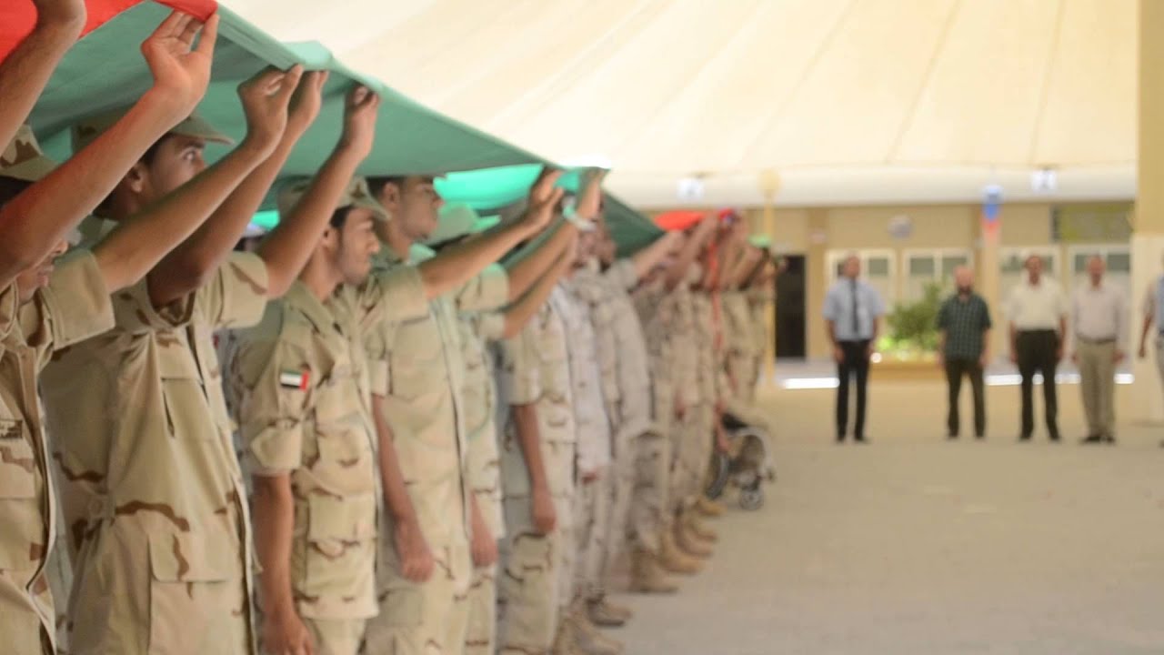 الاحتفال بيوم العلم في مدرسة سيف اليعربي للتعليم الثانوي / كلباء