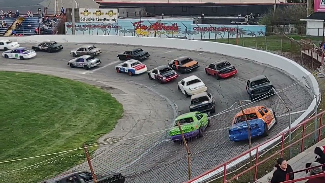 Ford 25 lap feature race Anderson Speedway 3/30/2024