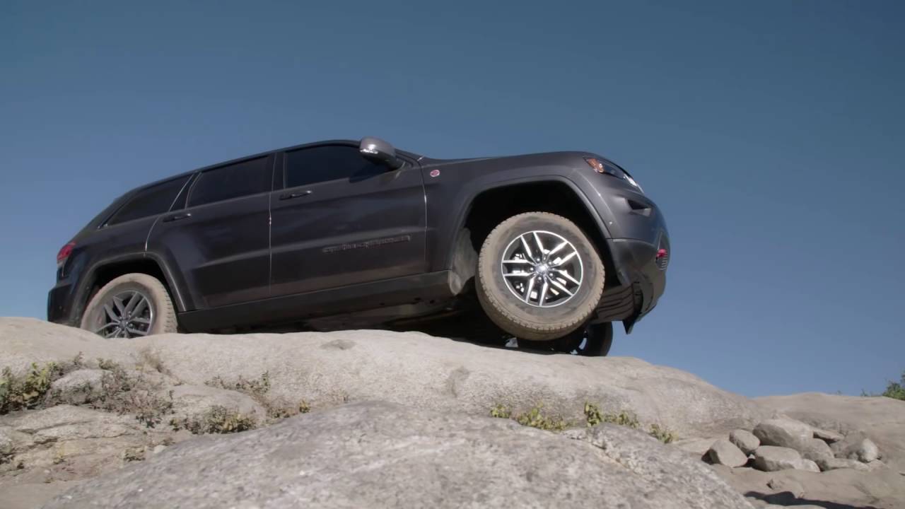 Jeep Grand Cherokee Trailhawk &brvbar; Rubicon Trail &brvbar; Trail Rated&reg; Capability
