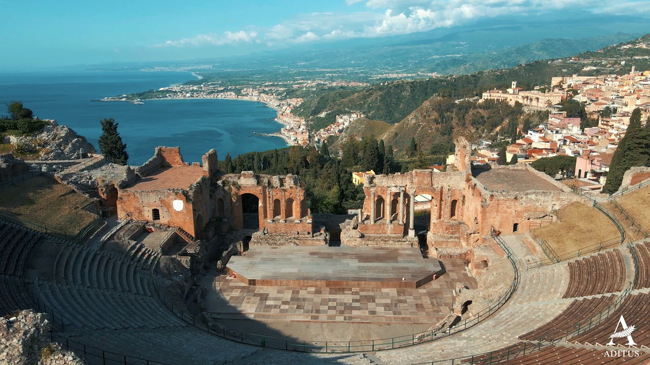 In volo sul Teatro Antico di Taormina: uno spettacolo unico