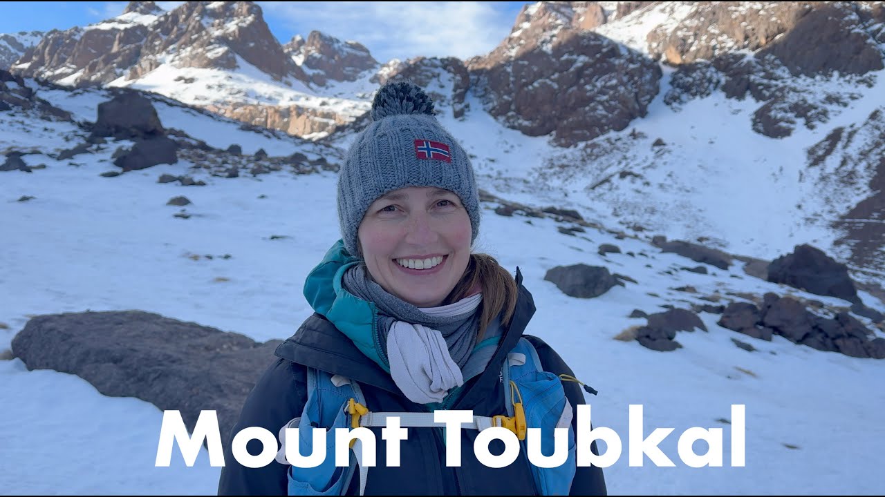 Climbing the highest mountain of Morocco, Toubkal, in winter