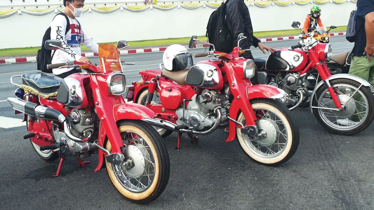 Honda cb77,cs72,cs77,c77,cb77,c95 ขับรถฮอนด้าหมูยักษ์ทำบุญตักบาตรรอบเกาะรัตนโกสินทร์