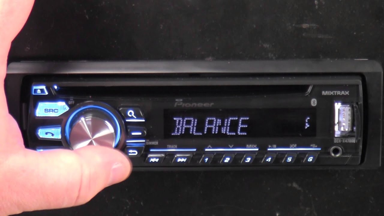 Pioneer DEH-X4700BT - Out of The Box