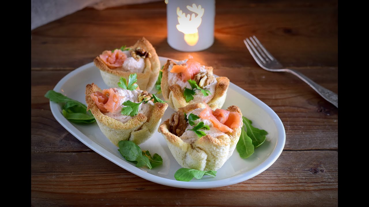 CESTINI DI PANCARRE' AL SALMONE E NOCI  un antipasto facile e sfizioso!