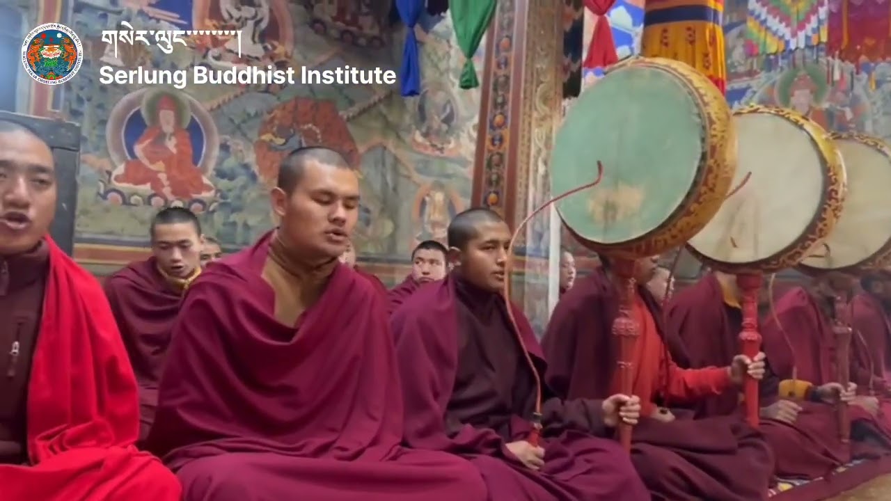 སྔགས་སྲུང་མའི་གསོལ་མཆོད།#views #youtube 