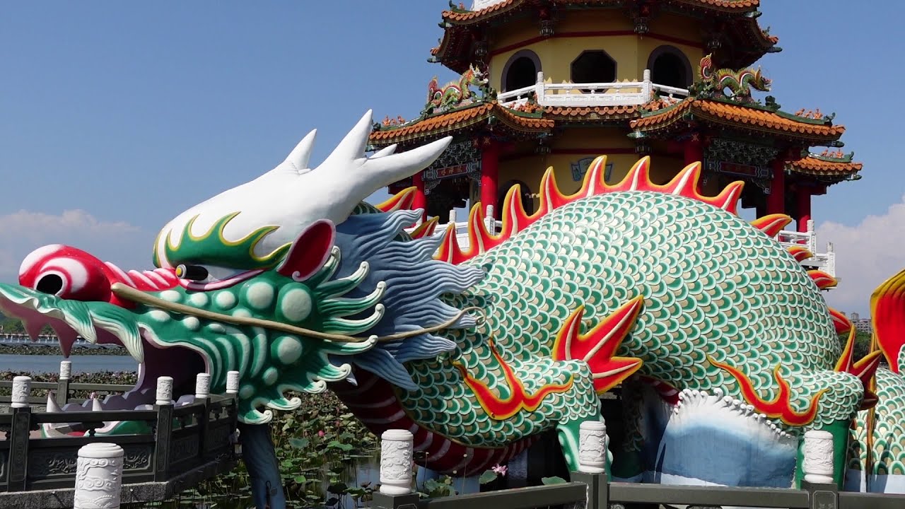 Tainan To Kaohsiung, Taiwan, Dragon and Tiger Pagodas, Shoushan National Nature Park Trail - V15