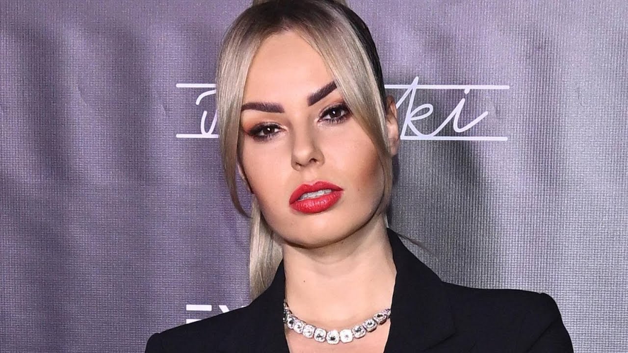 Paula Karpowicz NIEZADOWOLONA ze wsp&oacute;łpracy z Janachowską  .Prawda o weselu wyszła na jaw