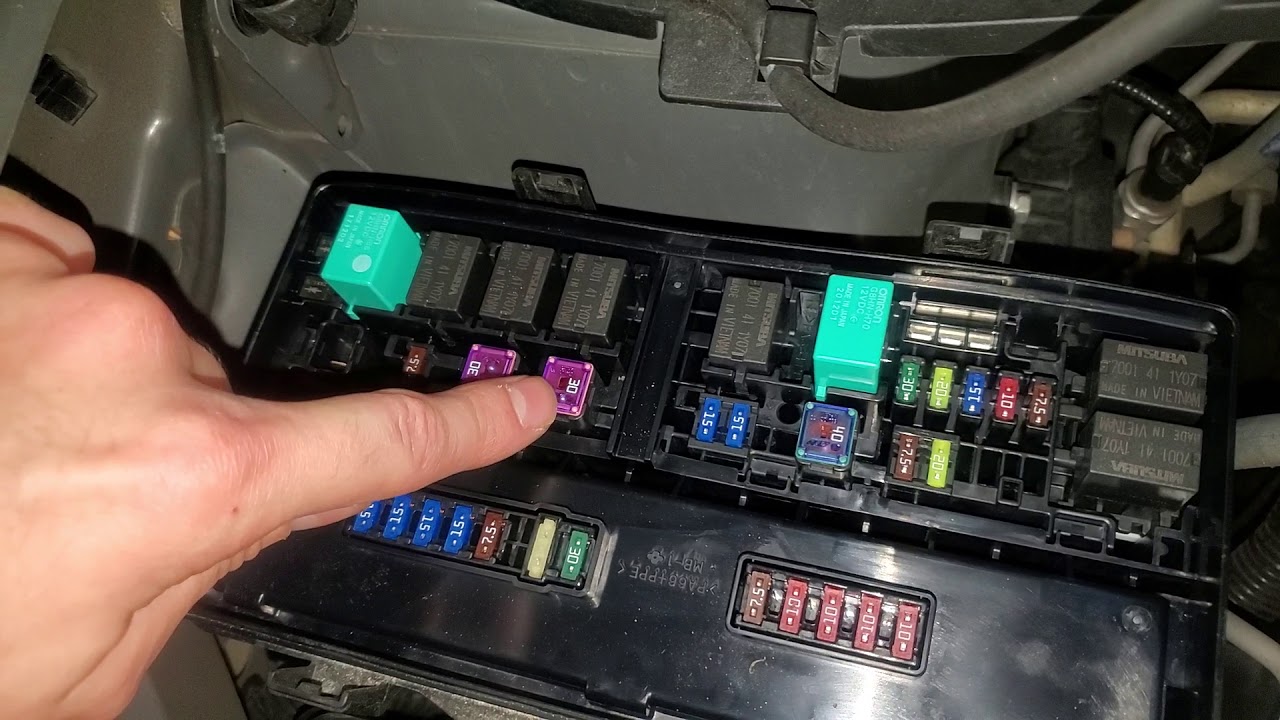 2012 Acura MDX AC Fuse AC Relay Location