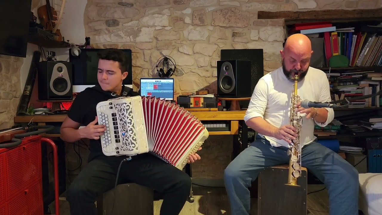 Santa Morena - Jacob do Bandolim - Massimo Valentini e Roger Correa - Live at Jumble Music Studio